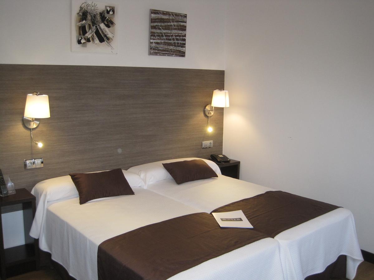 Suites Coruna Corunha Exterior foto